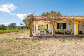 Lovely cottage with private wide garden near Orosei Cala Liberotto